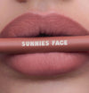 Lip Tracer in Nudie