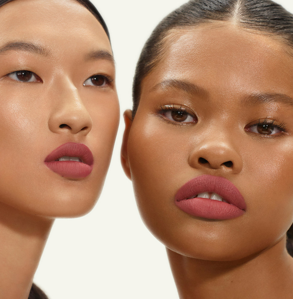 Sue and Bianca wear Fluffmatte in Girlish