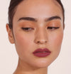 Madison wears Fluffmatte in 143
