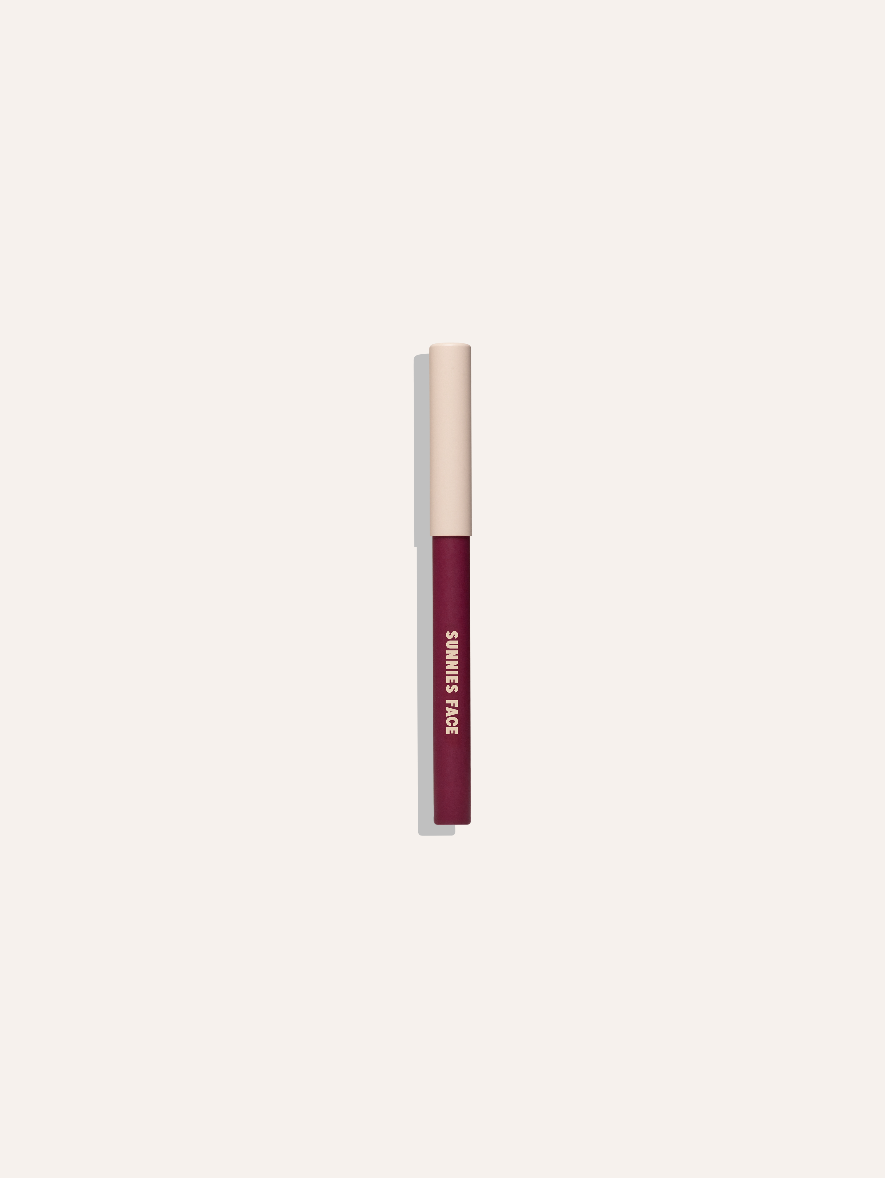 Lip Tracer in Berry