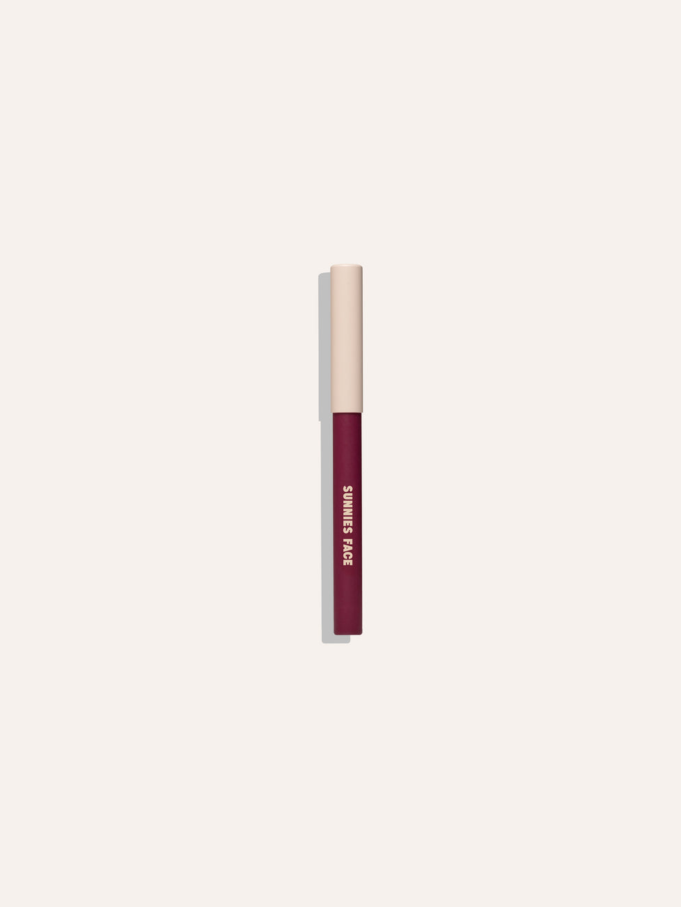Lip Tracer in Berry
