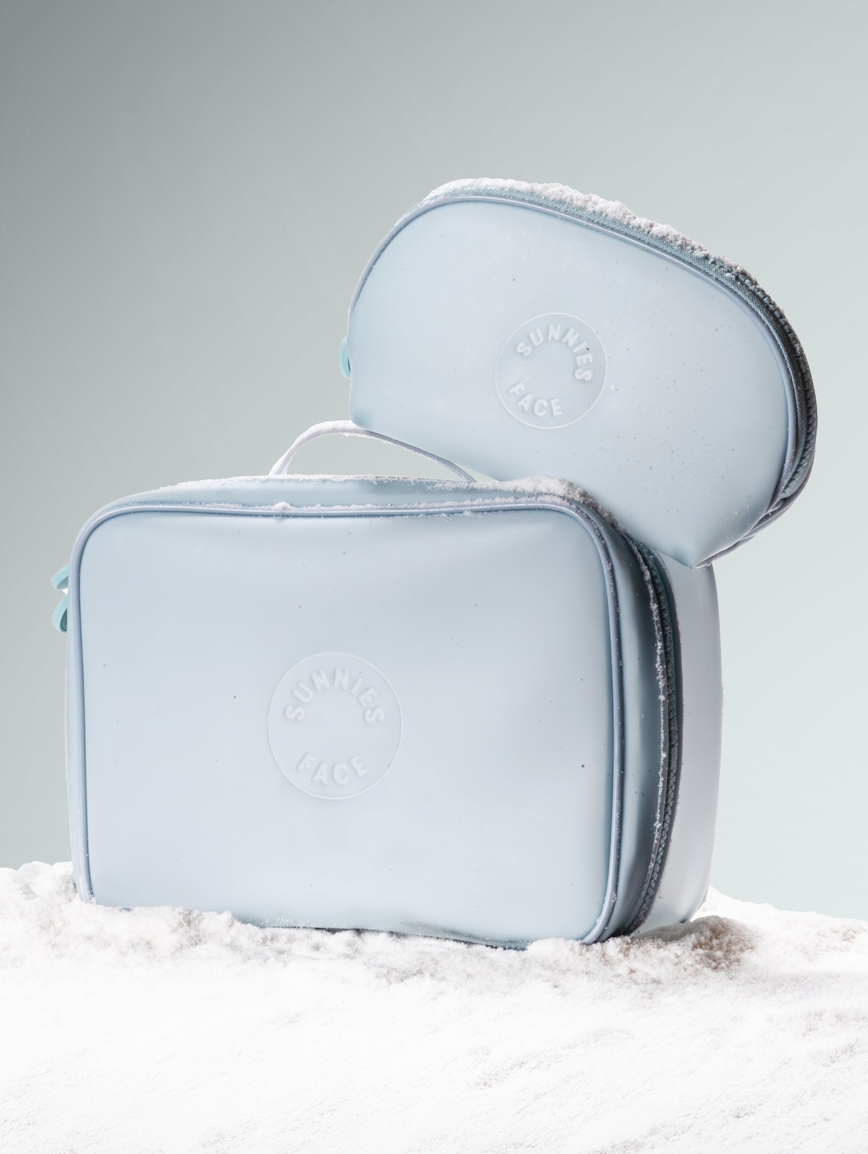 Jelly Pouch in Ice Milk 