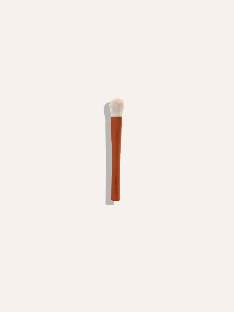 Pocket Facemates in Pocket Concealer Brush