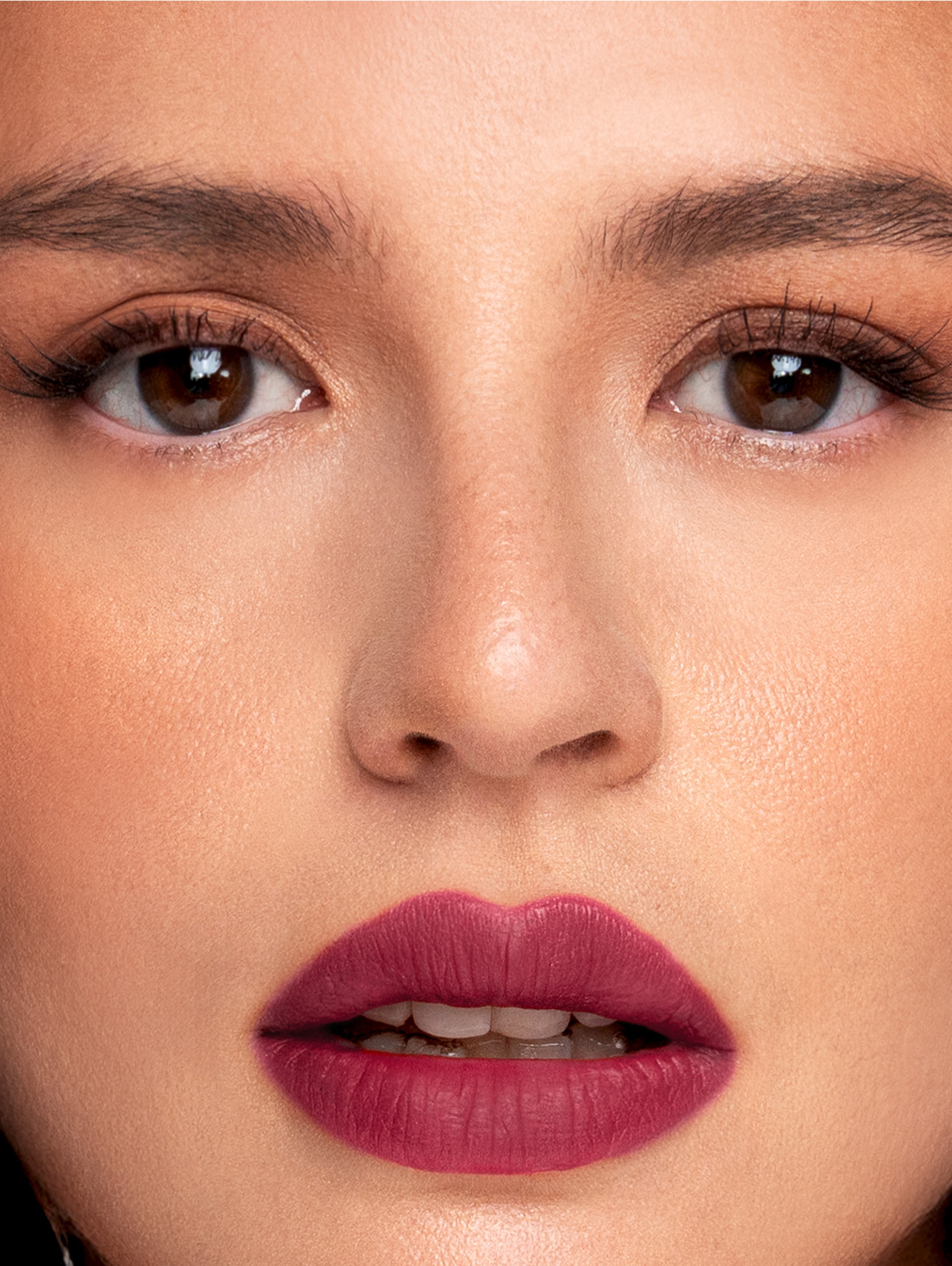 Georgina wears Fluffmatte in Her