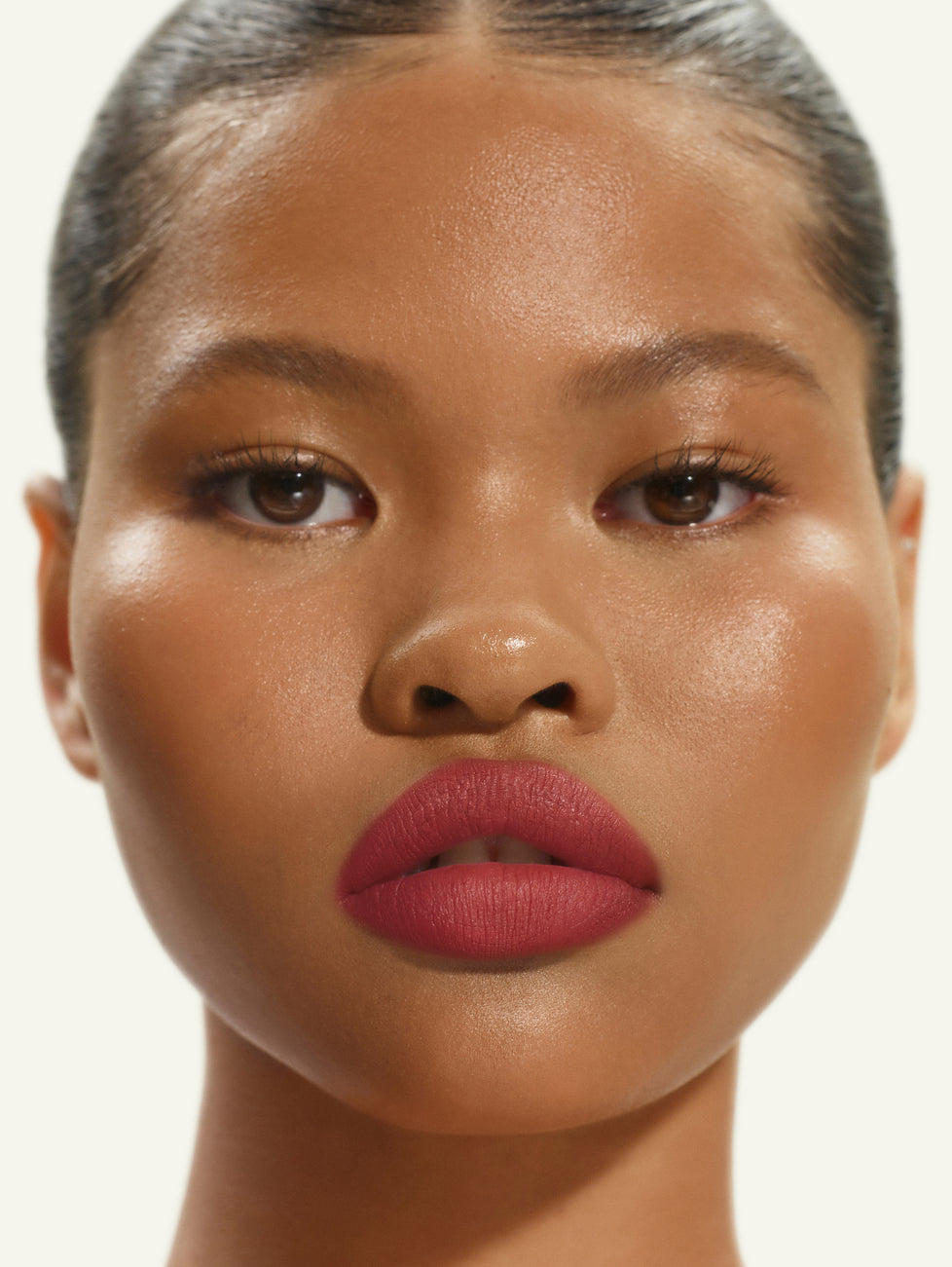 Bianca wears Fluffmatte in Femmebot