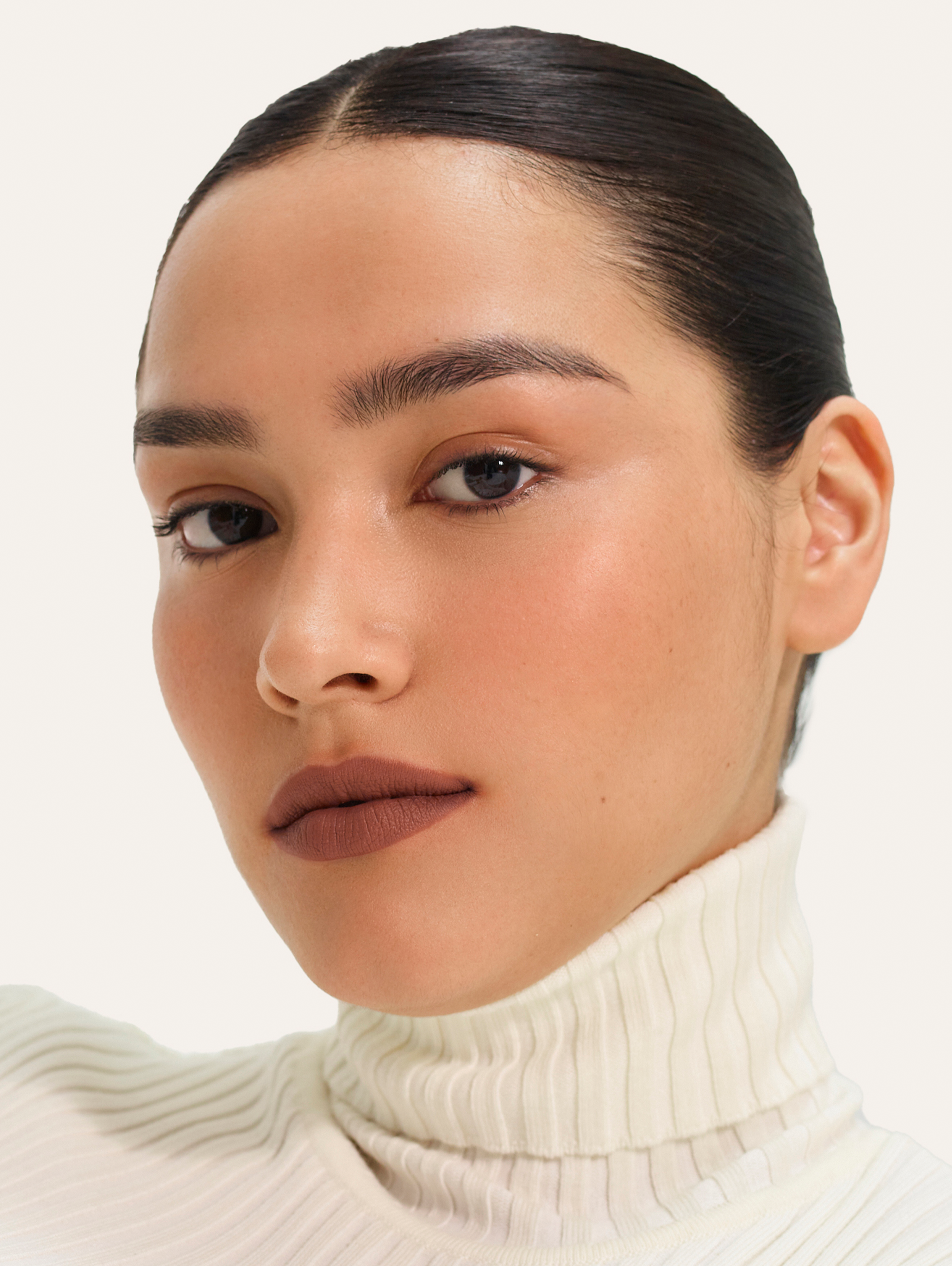 Zoe wears Fluffmate in Bday