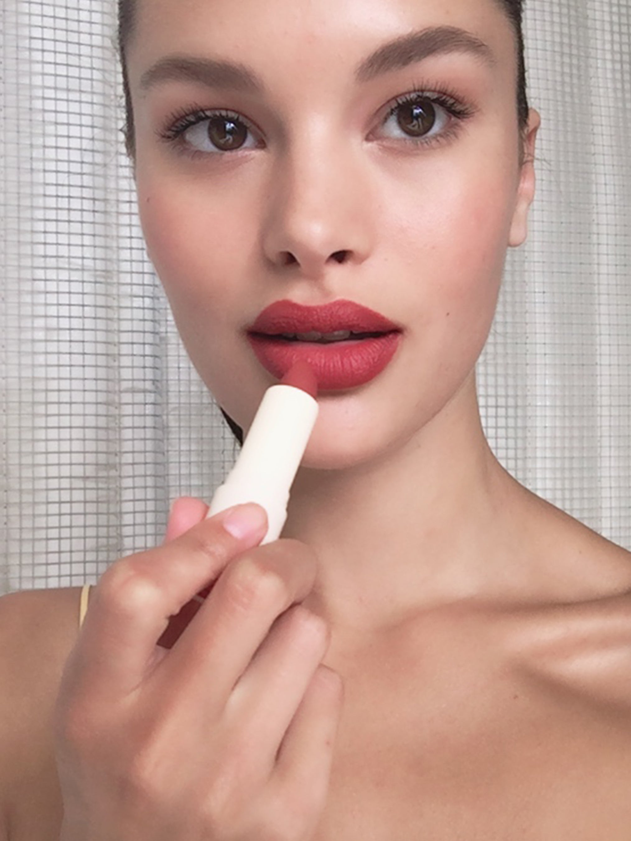 Madison wears Fluffmatte in Girl Crush